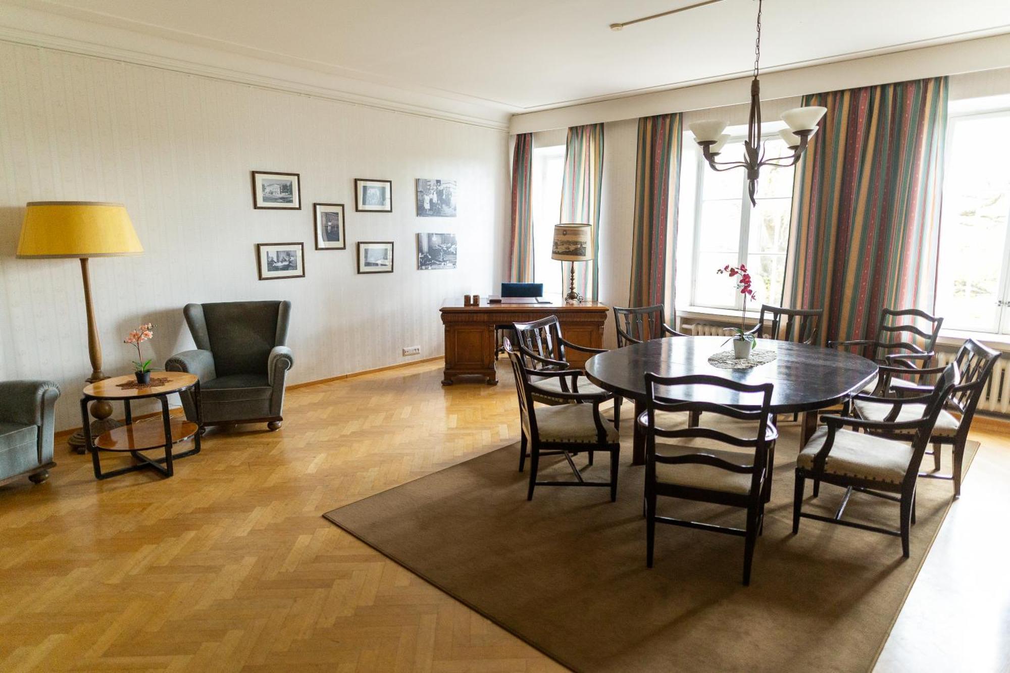 Hotelli-Ravintola Maentaen Klubi Мянття Экстерьер фото